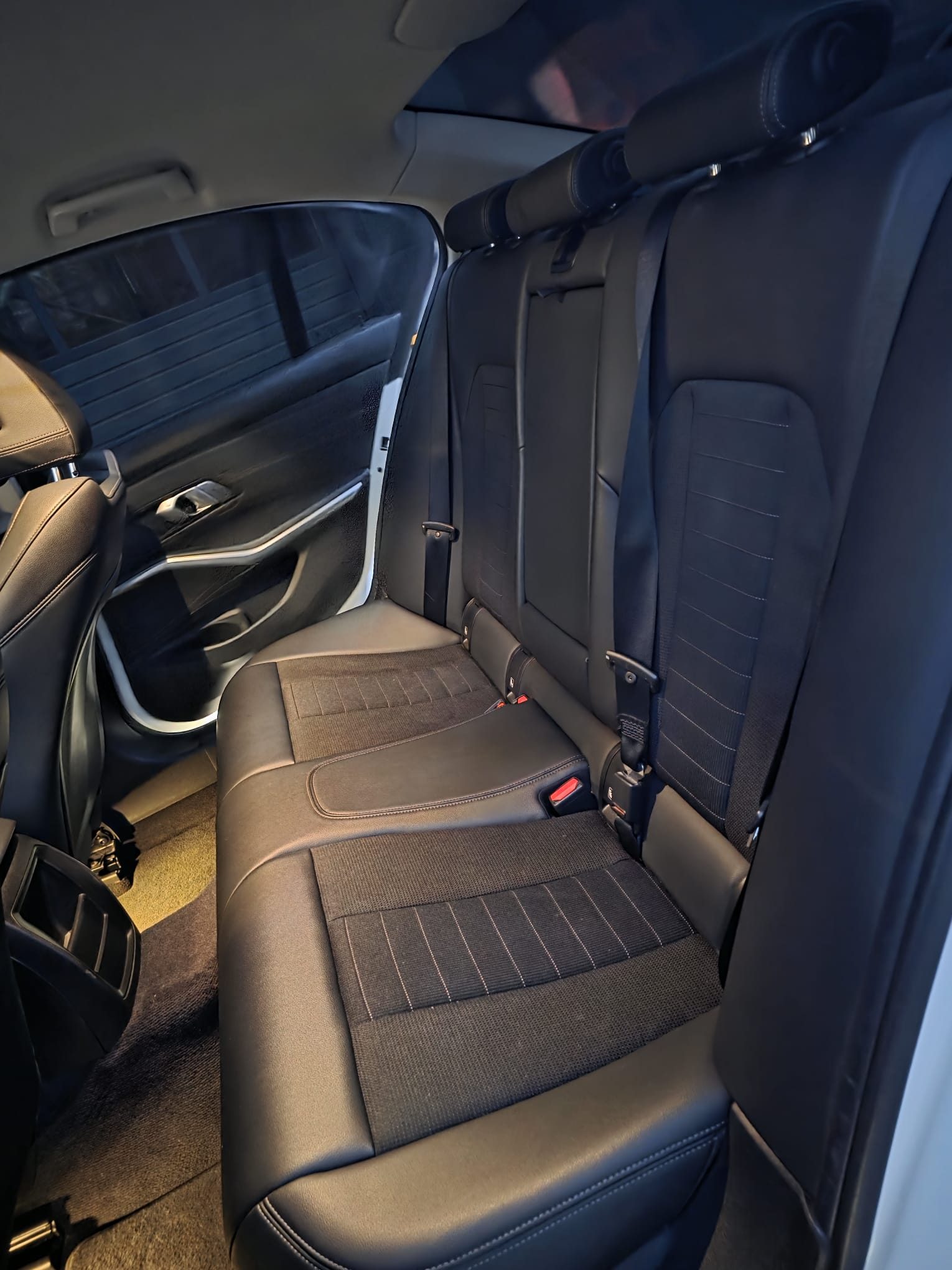 Tylna kanapa BMW 318i G20 2020